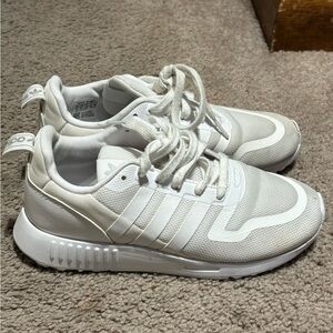 Adidas GUC White Kids Sneakers